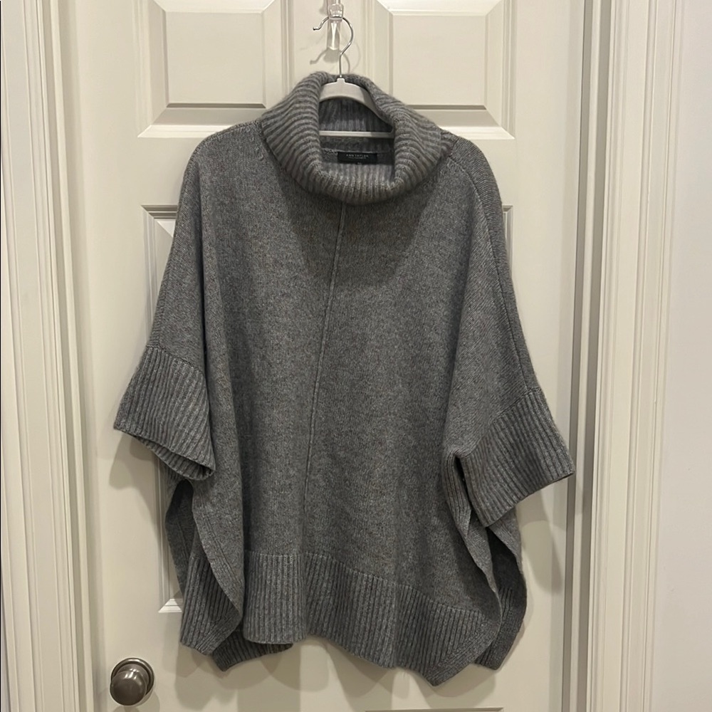 Ann Taylor 100% Cashmere Poncho